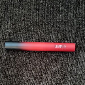 Maybelline New York Matte Lip Color - Vibrant Red